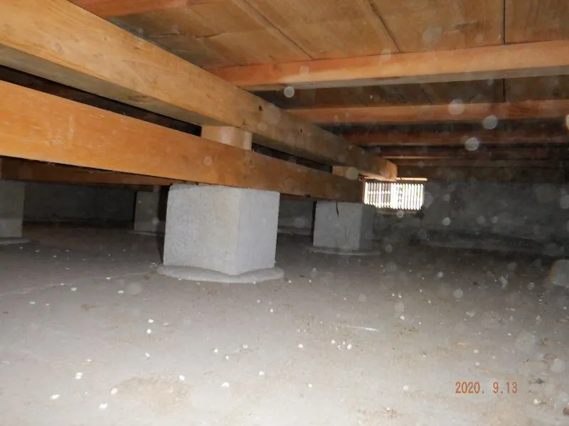 床下から健康診断しましょう、有料点検も実施中！