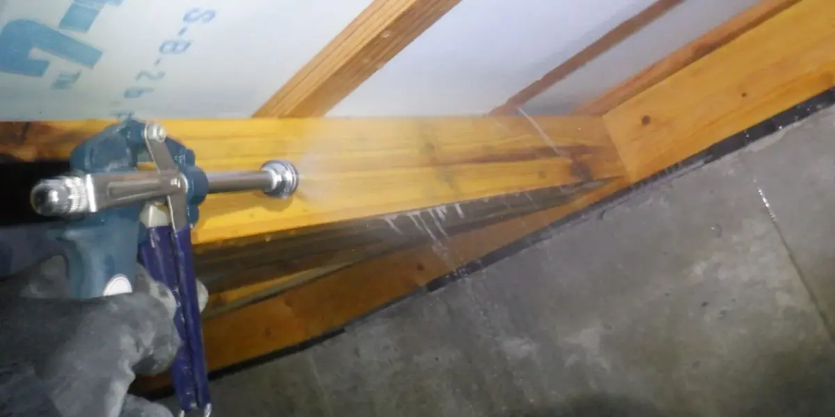 某宗教施設にてホウ酸「ボロンdeガード工法」