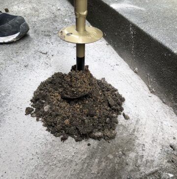 別府市N様邸イエシロアリ駆除　維持管理型ベイト工法施工写真