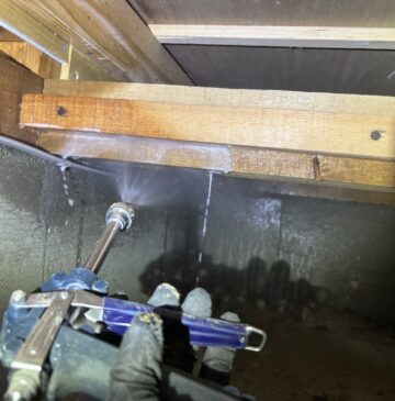 大分市W様邸シロアリ予防施工写真