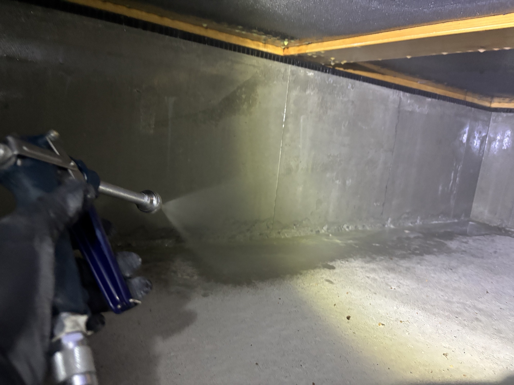 大分市O様邸シロアリ予防工事施工写真