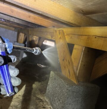 大分市G様邸シロアリ予防施工写真