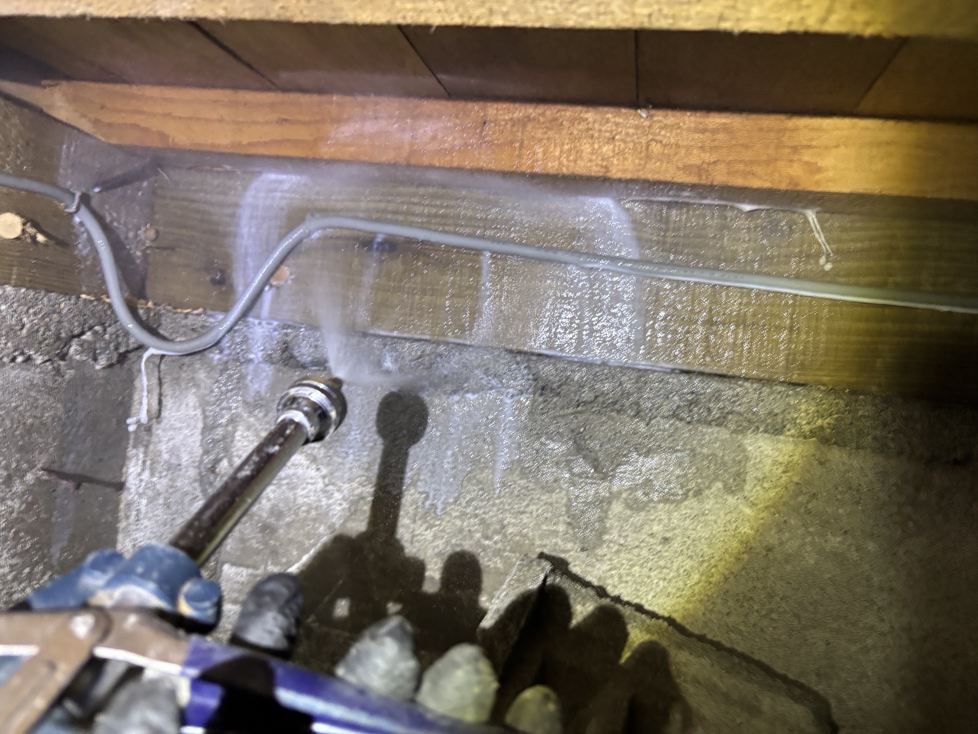大分市E様邸シロアリ予防及び防腐防カビ施工写真